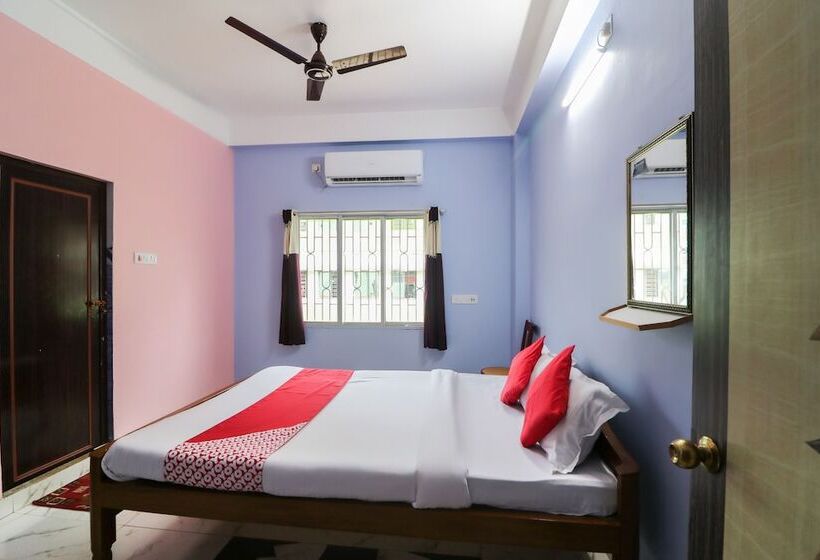 ホテル Akankha By Oyo Rooms