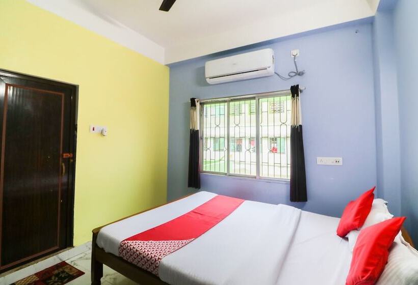 ホテル Akankha By Oyo Rooms