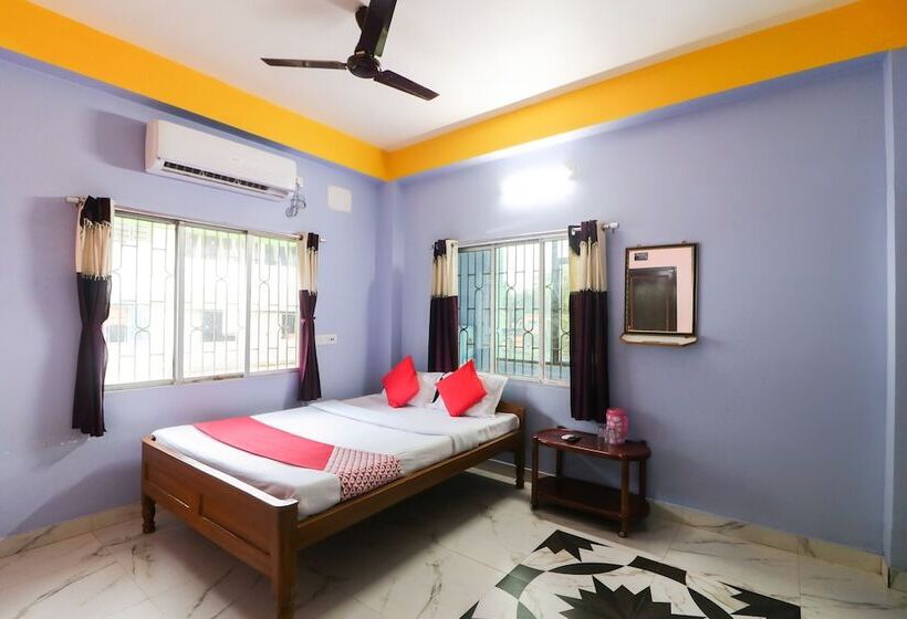 ホテル Akankha By Oyo Rooms