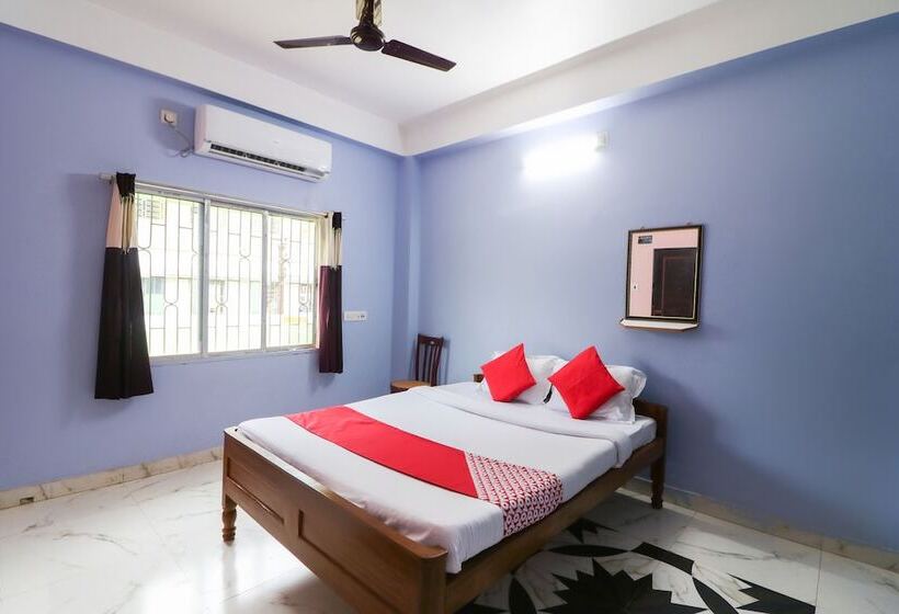 ホテル Akankha By Oyo Rooms