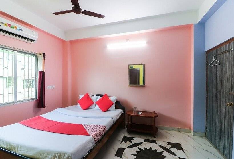 ホテル Akankha By Oyo Rooms