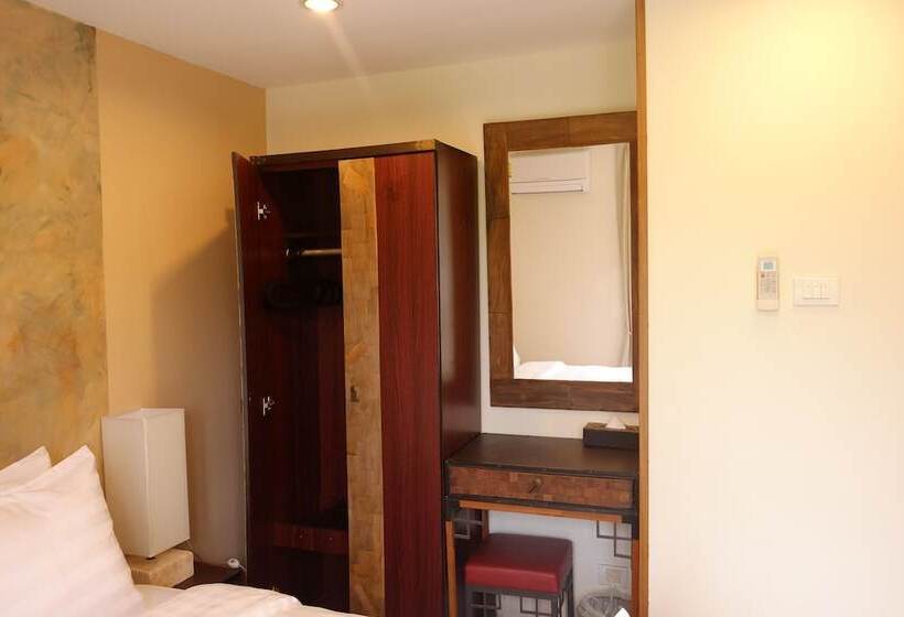 فندق Arcadia Maephim Serviced Apartment