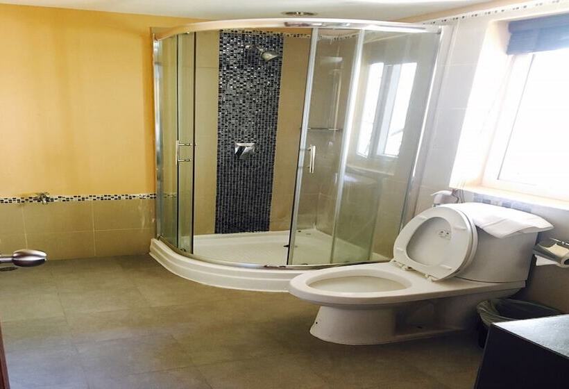 فندق Arcadia Maephim Serviced Apartment