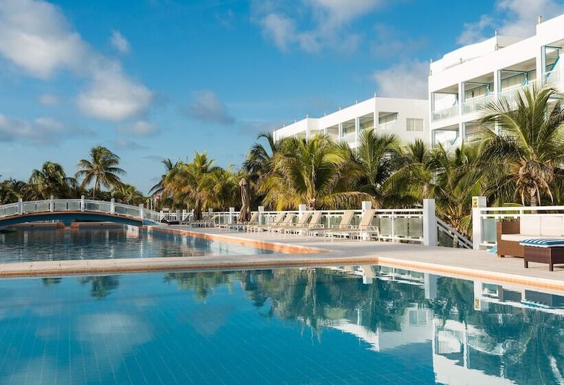 בית מלון כפרי Belize Dive Haven