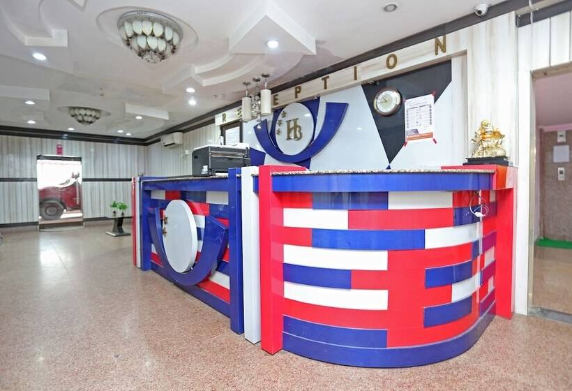 ホテル Benjamin By Oyo Rooms