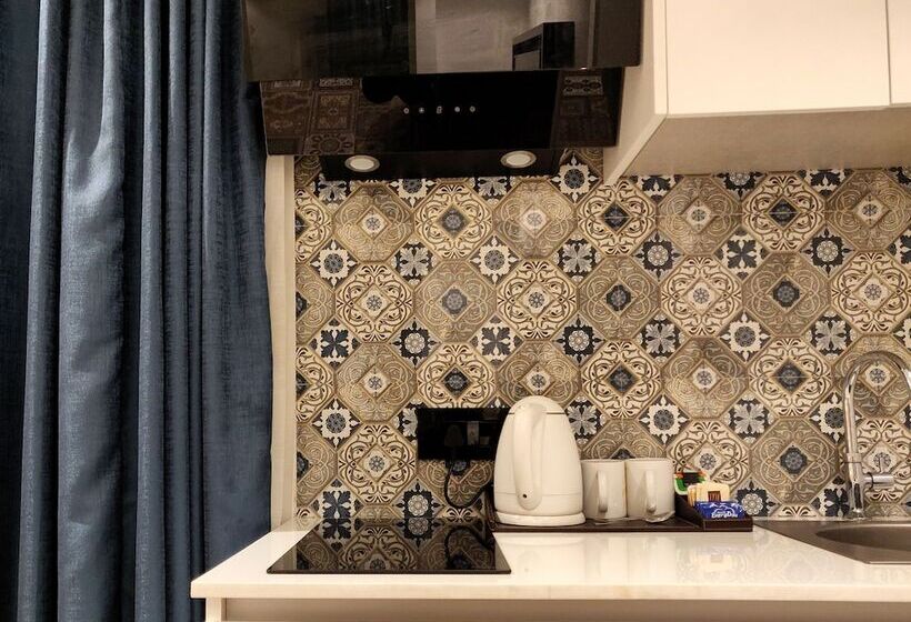 Hotel Bloom Boutique   Gk 1