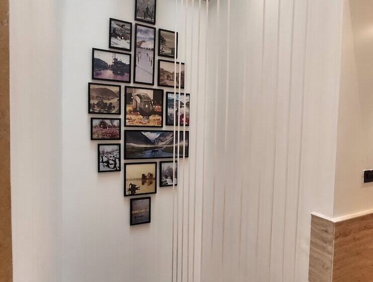 Hotel Bloom Boutique   Gk 1