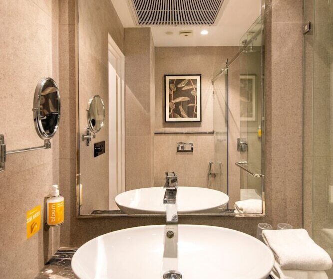 Hotel Bloom Boutique   Gk 1