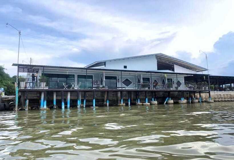 هتل Chaiyai River Front