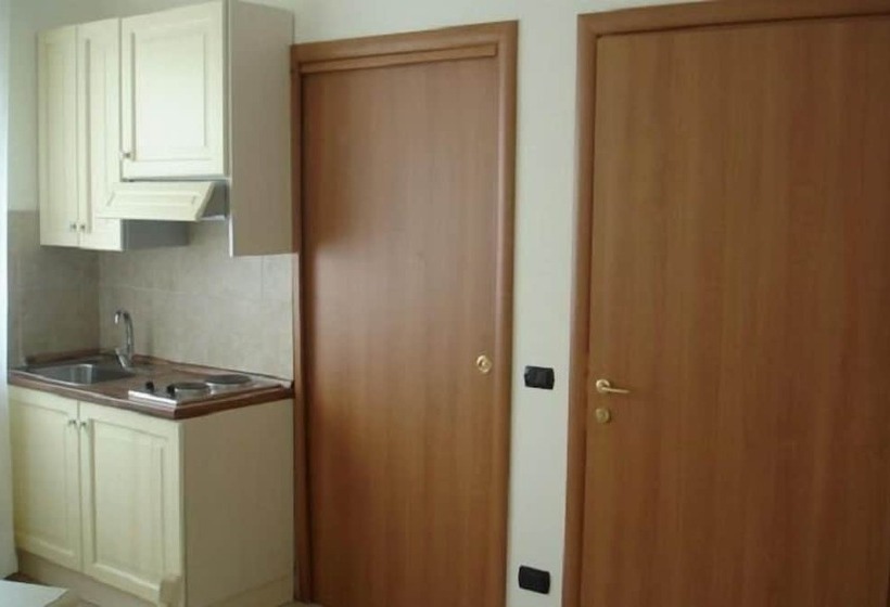 فندق Coste Del Lago