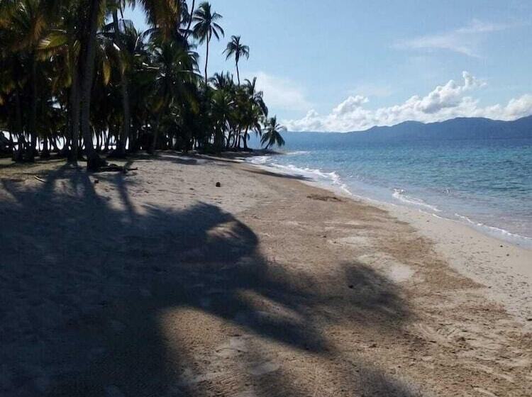 ホテル Discovery Gunayar