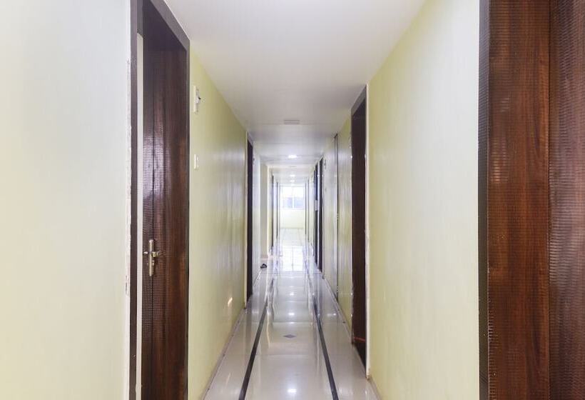 בית מלון כפרי Dreammland Resort By Oyo Rooms