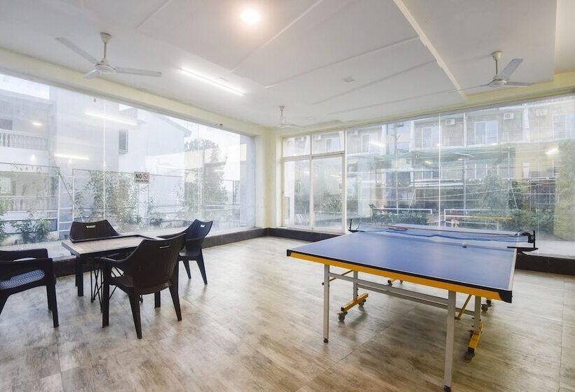 בית מלון כפרי Dreammland Resort By Oyo Rooms