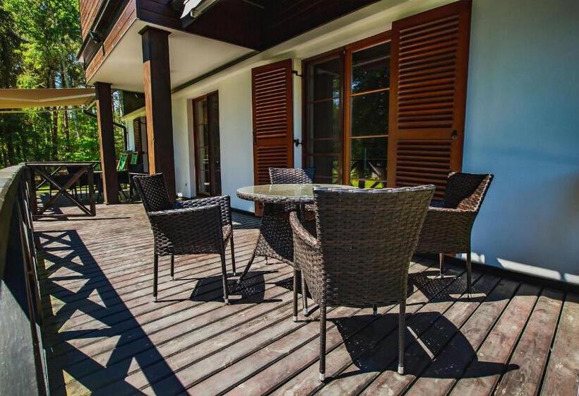 בית מלון כפרי Dwór Klembów