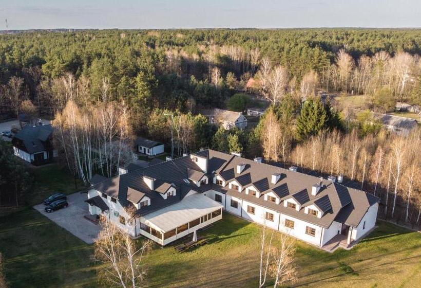 בית מלון כפרי Dwór Klembów