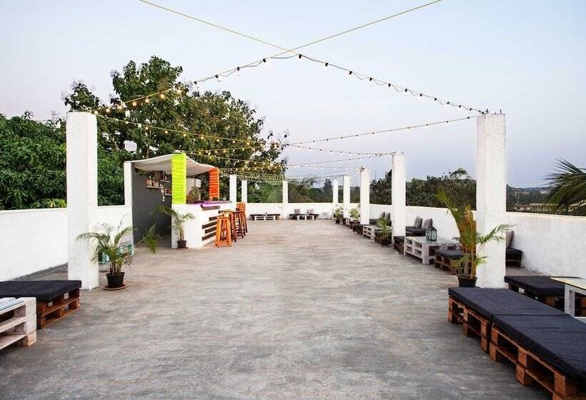 호텔 Fantasy Resort Goa