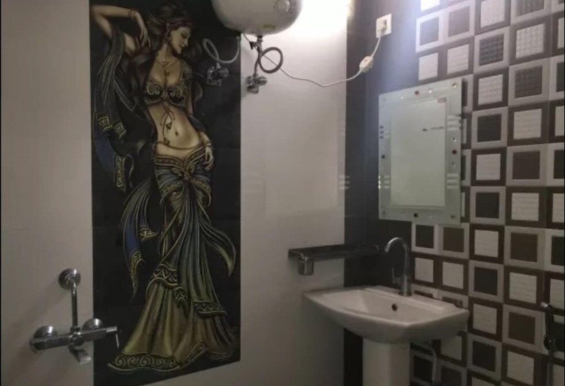 فندق Gaurav Guest House