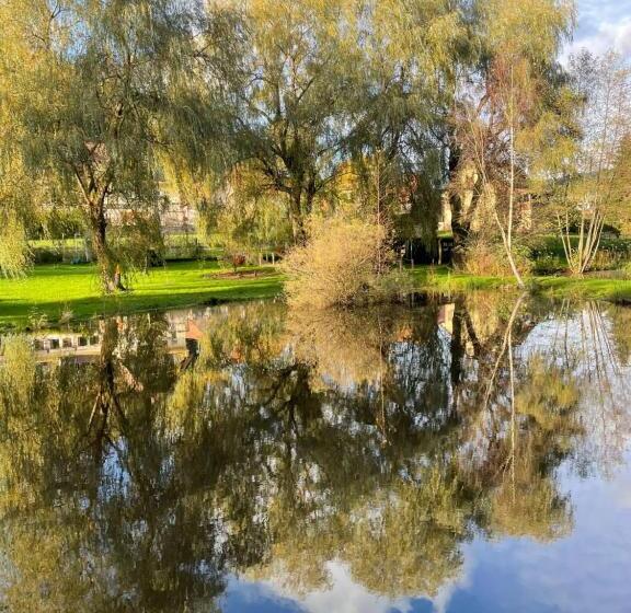 酒店 Hôtel Restaurant La Couronne By K