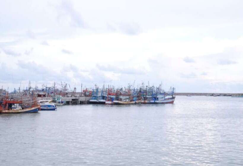 فندق I Na Seaview