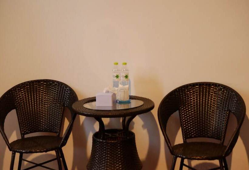 فندق I Na Seaview