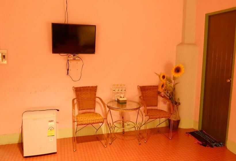 فندق I Na Seaview