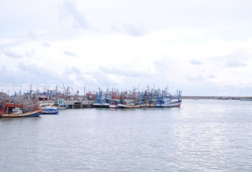 فندق I Na Seaview