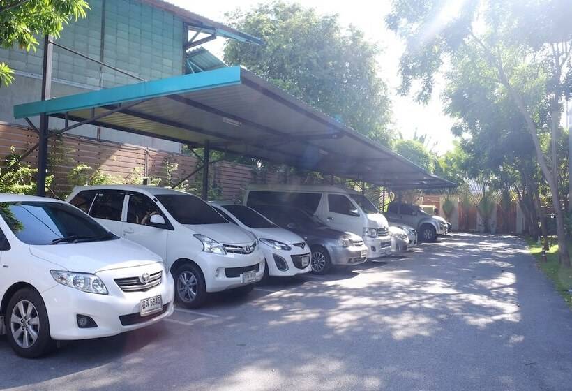 酒店 Iyara Apartment