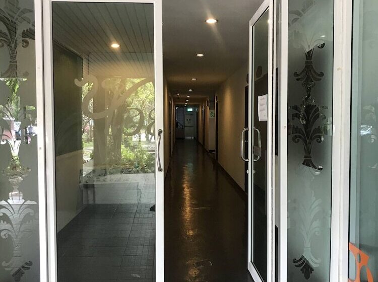 酒店 Iyara Apartment