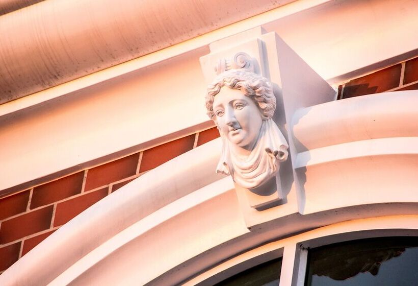 בית מלון כפרי Jutha Mansion