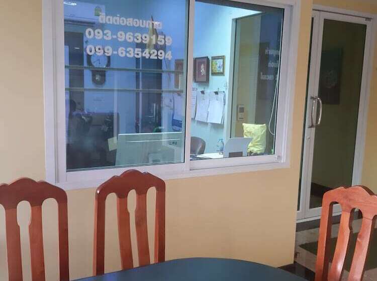 Отель Jutha Mansion