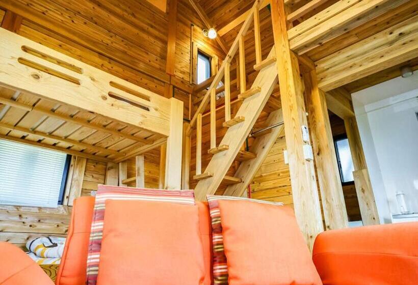 בית מלון כפרי Livemax Resort Sakurajima Sea Front