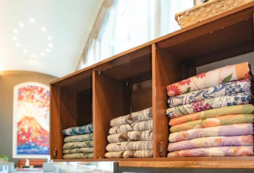 בית מלון כפרי Livemax Resort Sakurajima Sea Front