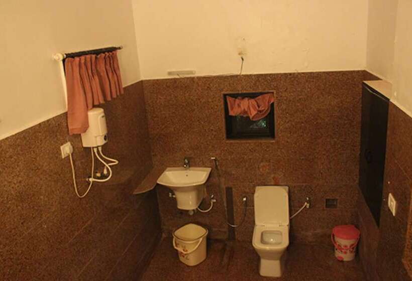 בית מלון כפרי Lsq Luxuria Villa