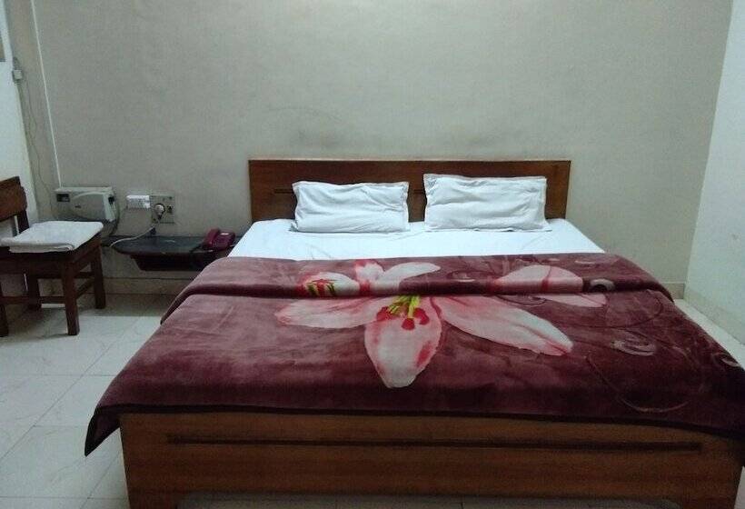 فندق Modi Palace