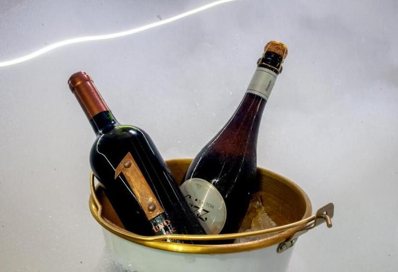 فندق Murano Center