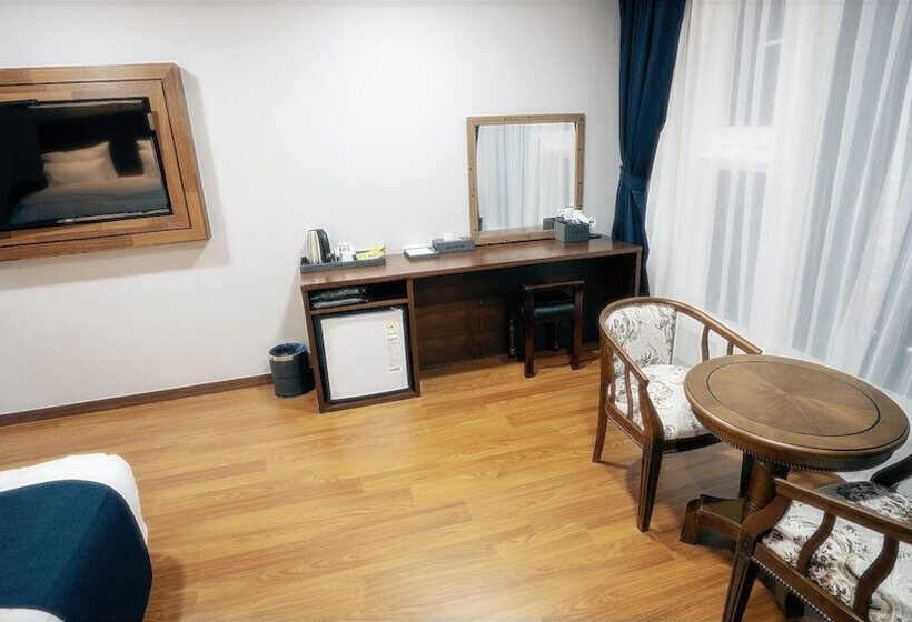 בית מלון כפרי Ocean Spa