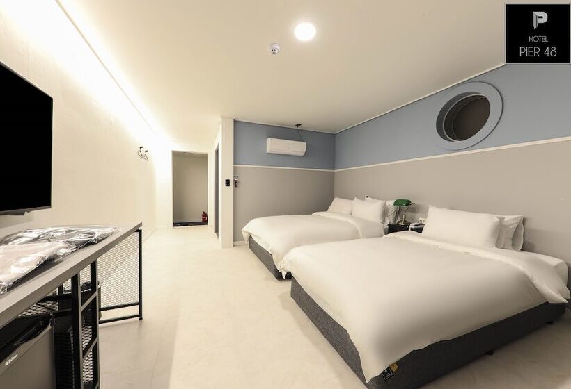 Hotel Pier48