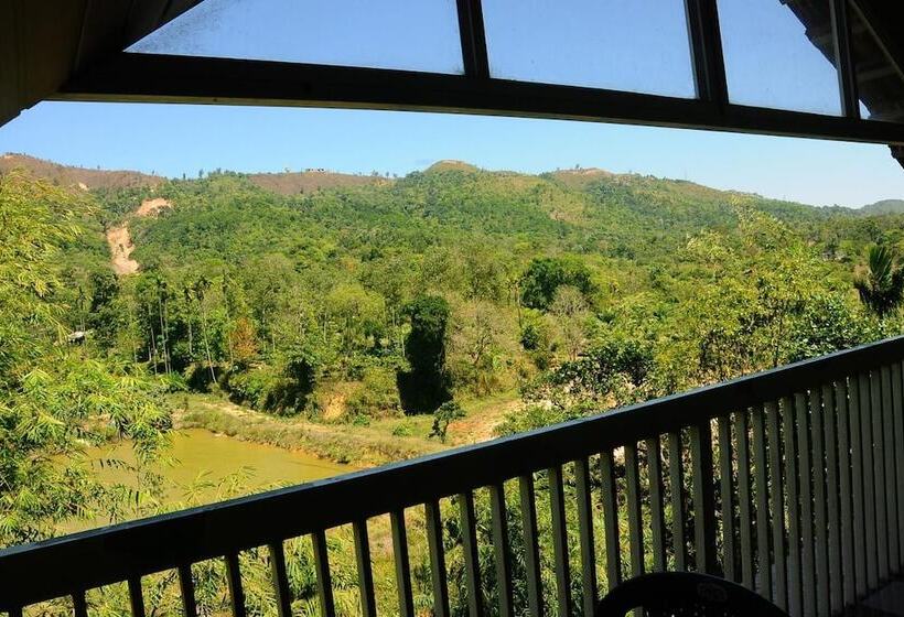 هتل Prashanti Resort