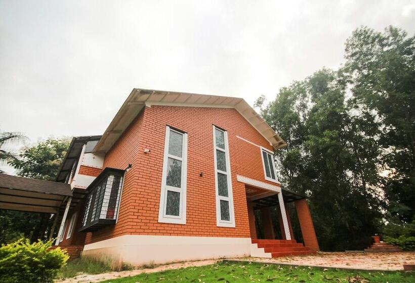 فندق Rashi Farms By Oyo Rooms