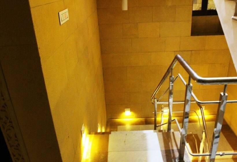 בית מלון כפרי Romany Haveli Jaisalmer