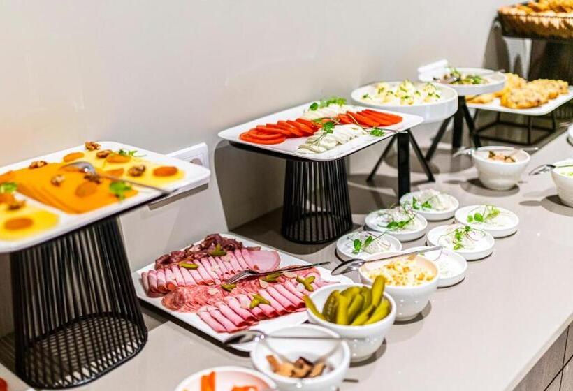 Отель Sezony. Restauracja I