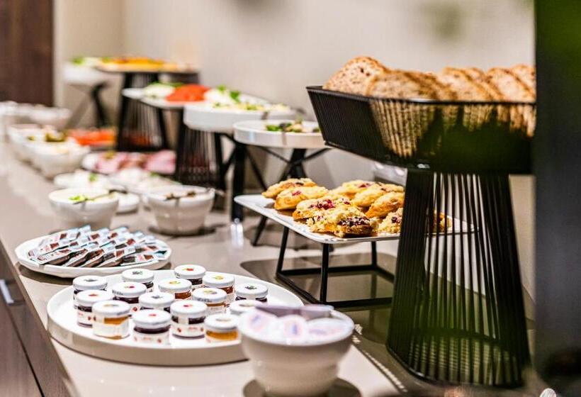 ホテル Sezony. Restauracja I