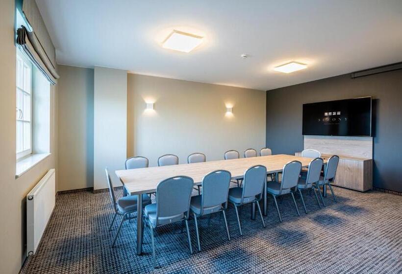 Отель Sezony. Restauracja I