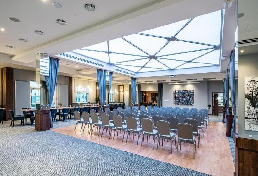 Отель Sezony. Restauracja I