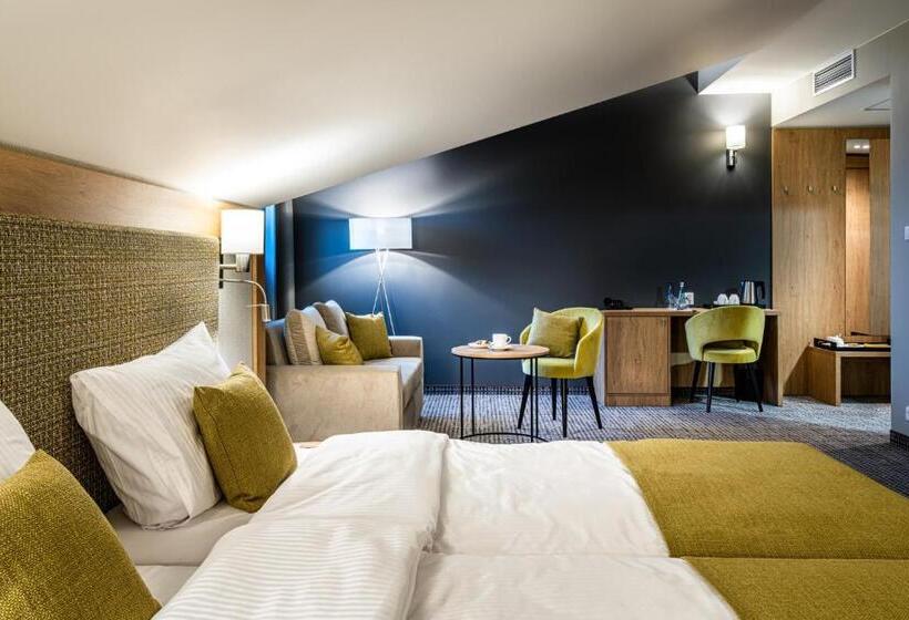 ホテル Sezony. Restauracja I