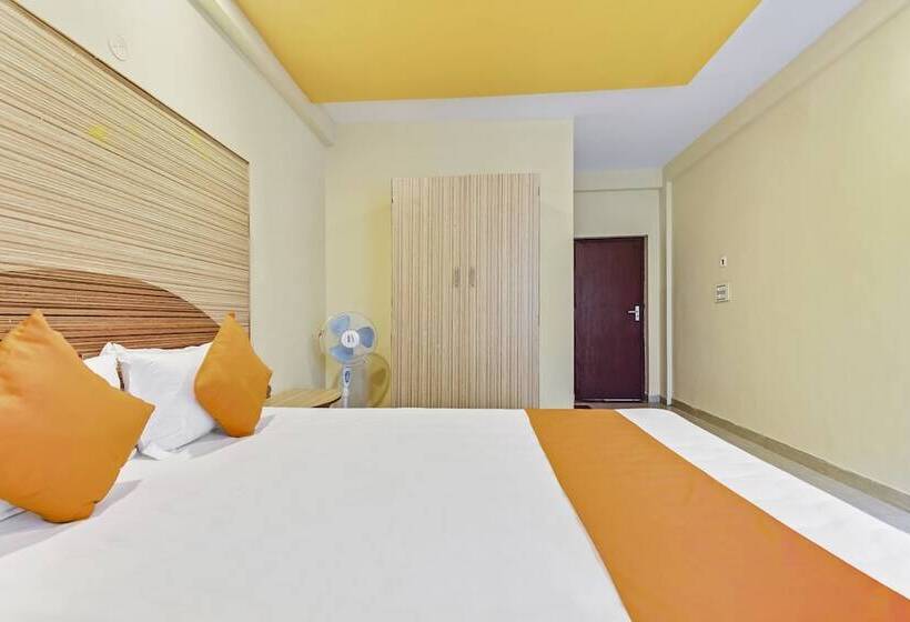 בית מלון כפרי Spot On 46956 Kalparukshaa Lodge