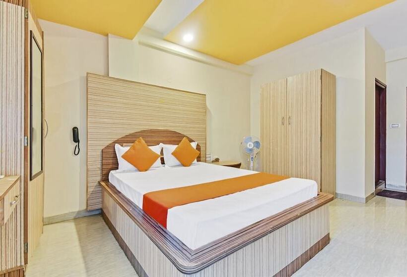 בית מלון כפרי Spot On 46956 Kalparukshaa Lodge