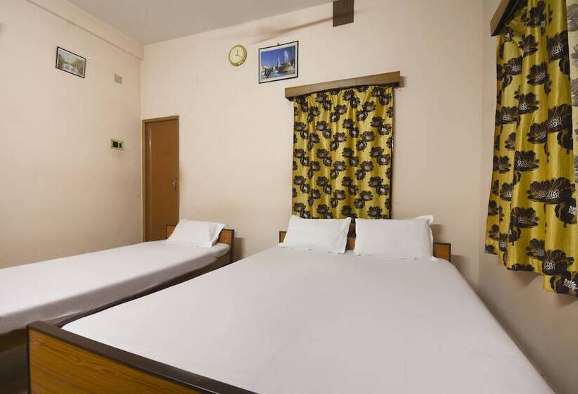 فندق Spot On 48582 Monalisa Lodge