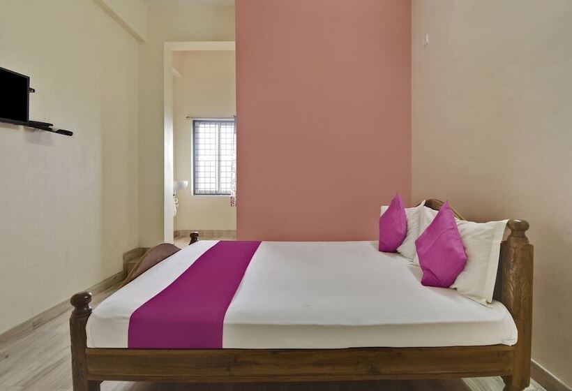 酒店 Spot On 48860 Anil Lodge