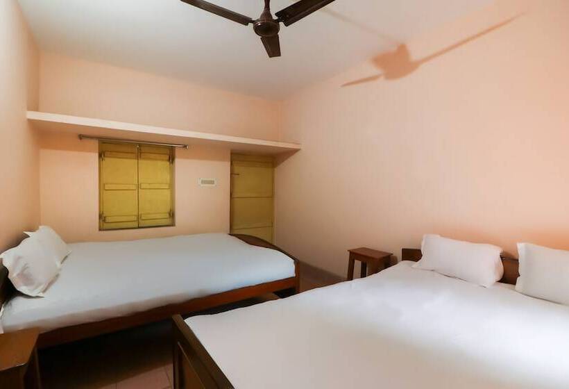 ホテル Spot On 49047 Shree Chaitanya Math Bhakti Villas